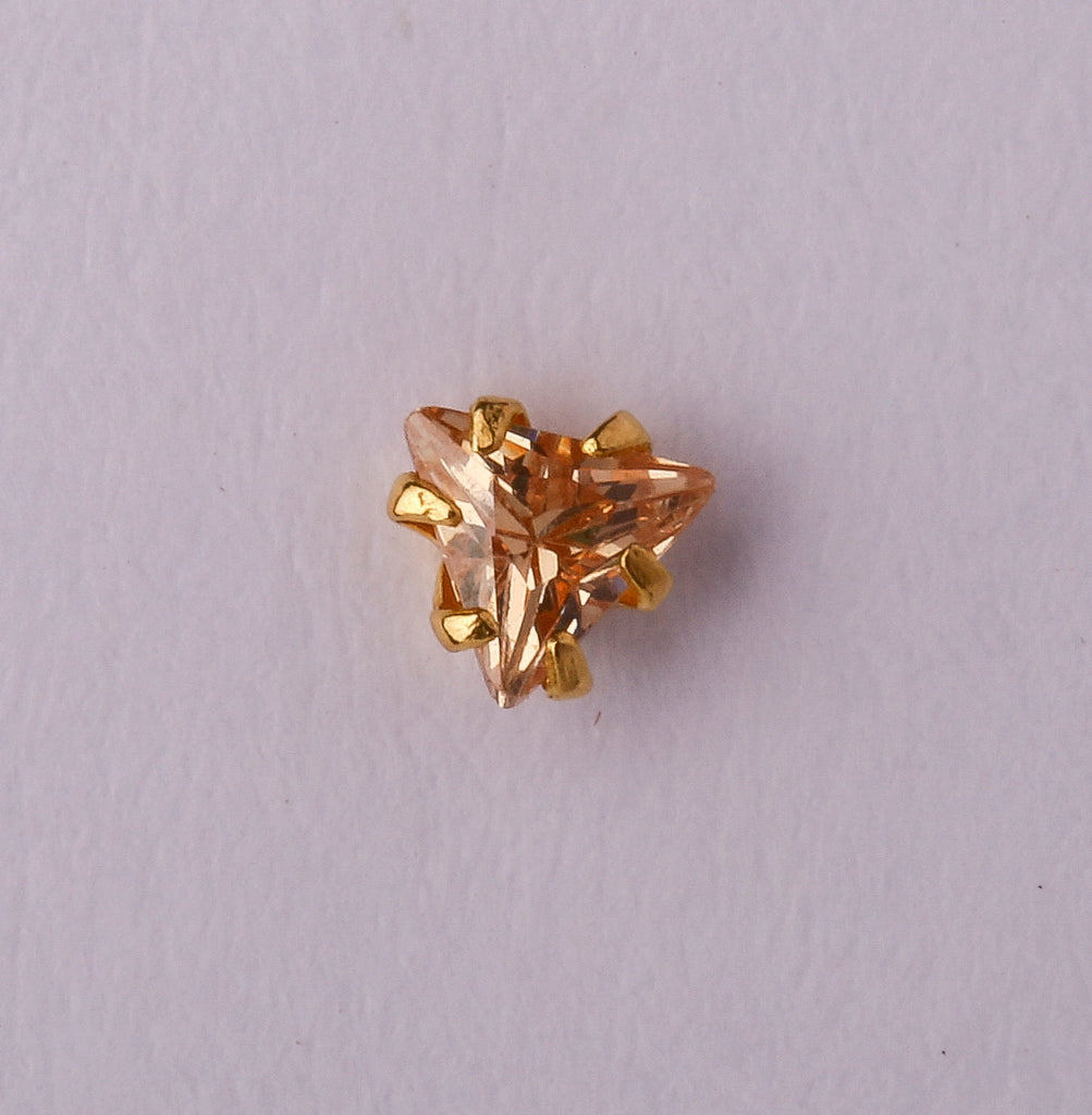 Pert Triangle Gold Nose Pin