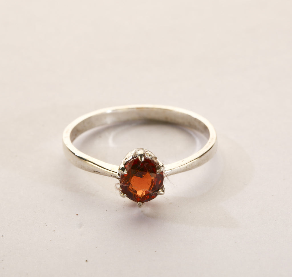Gomedakam Silver Ring