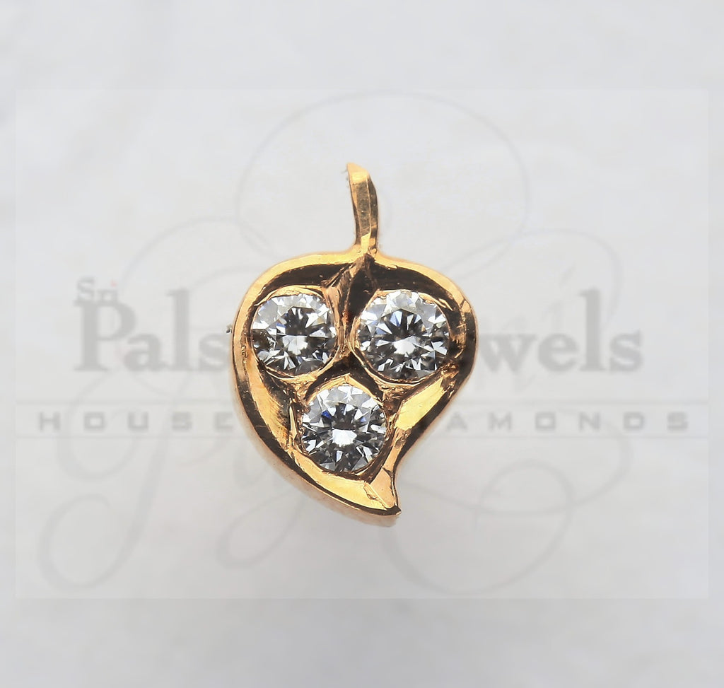 Circular Stone Leafy Diamond Nose Pin