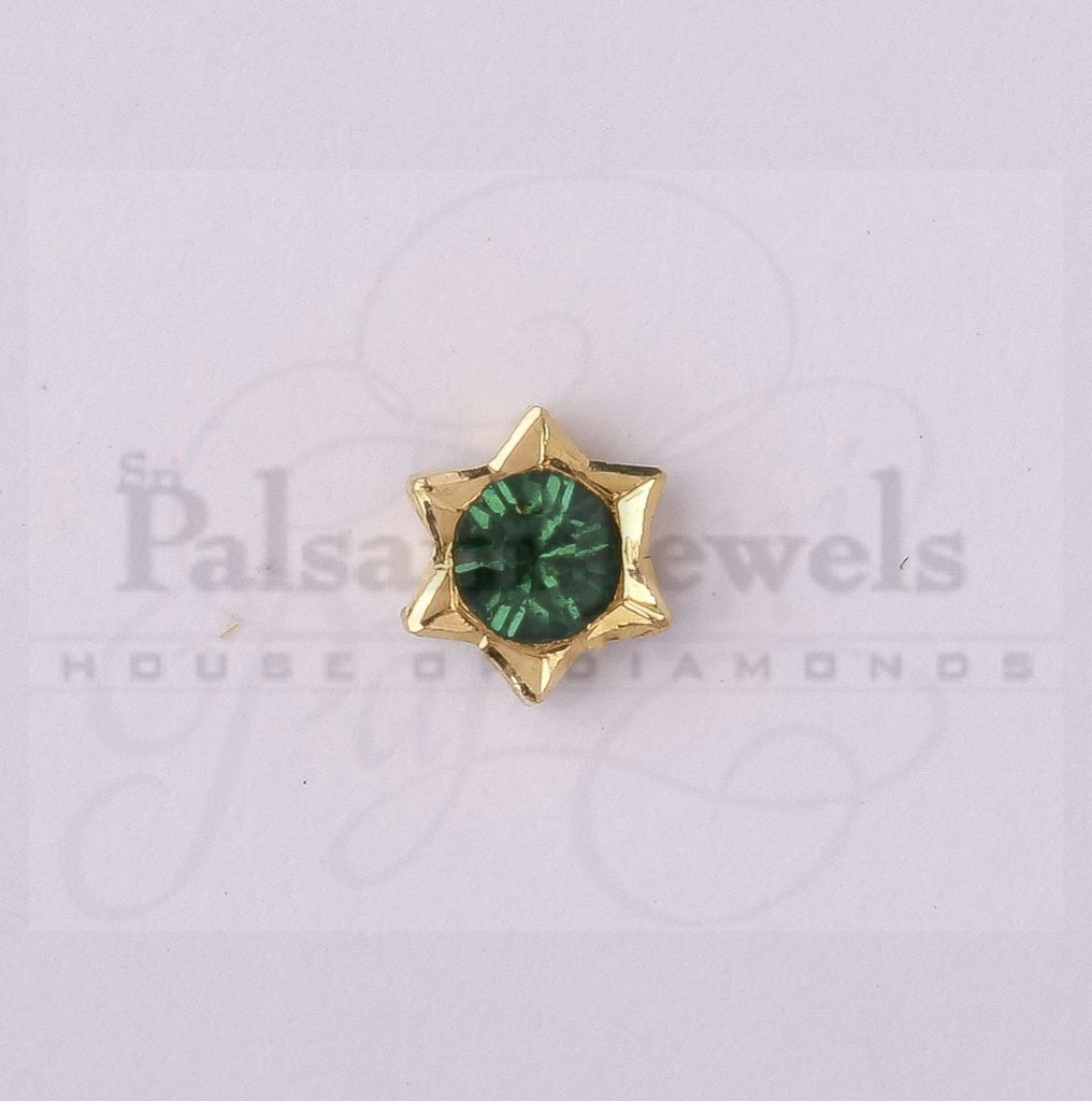Green Center Gold Nose Pin