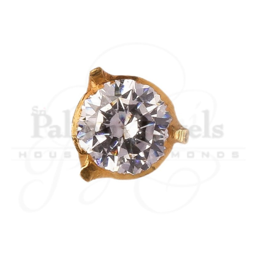 Tri Pointer Circular Gold Nose Pin