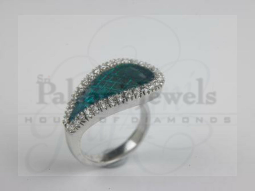 Gorgeous Green Diamond Ring