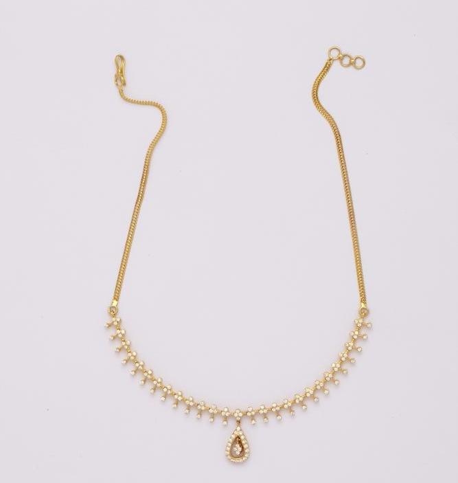 Oval Bloom Dangle Diamond Necklace