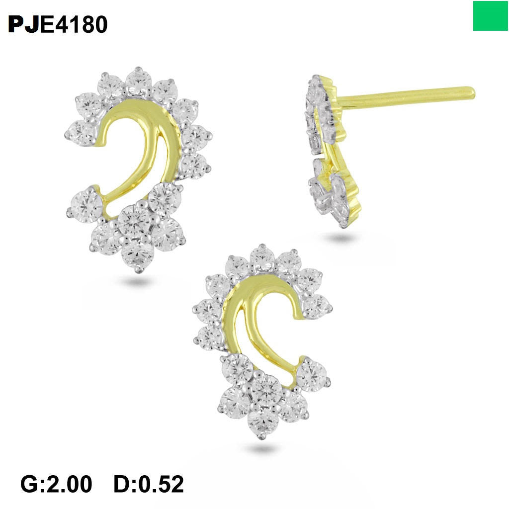 Quad C Light Weight Diamond Earring