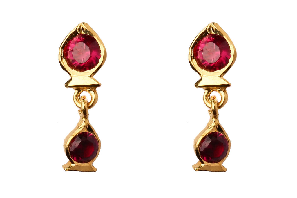 Red Spade with Dangle Gold Studs
