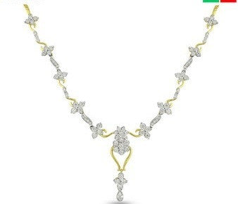 Circular Flower Center Light Weight Diamond Necklace