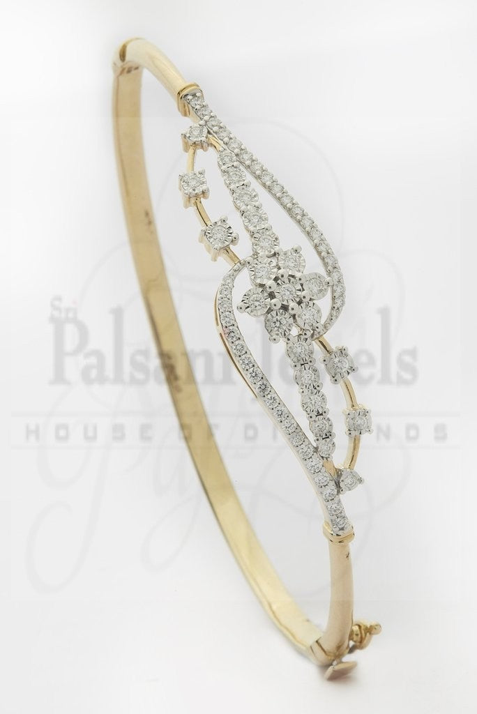 Daffodil Center Diamond Bracelet