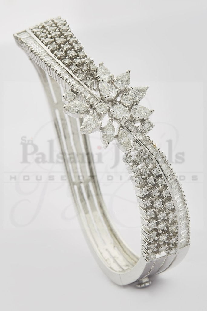Floral Curve Diamond Bracelet