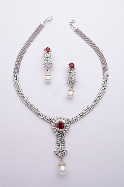 Serie Pearl Dangle Necklace Set
